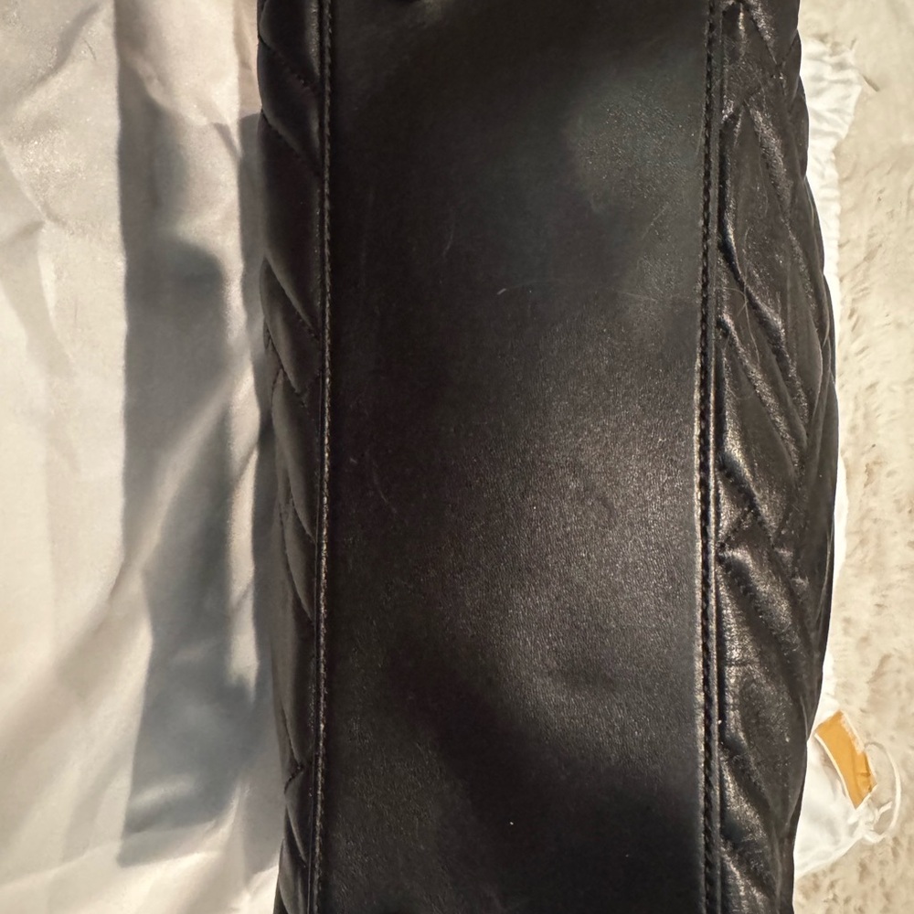 Michael Kors Kathy Black Quilted Leather Bag - Picture 4 of 8